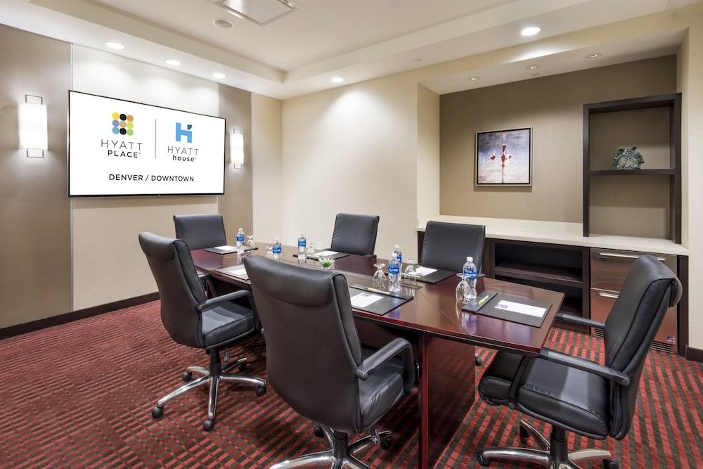 Hyatt Place Denver Downtown Экстерьер фото