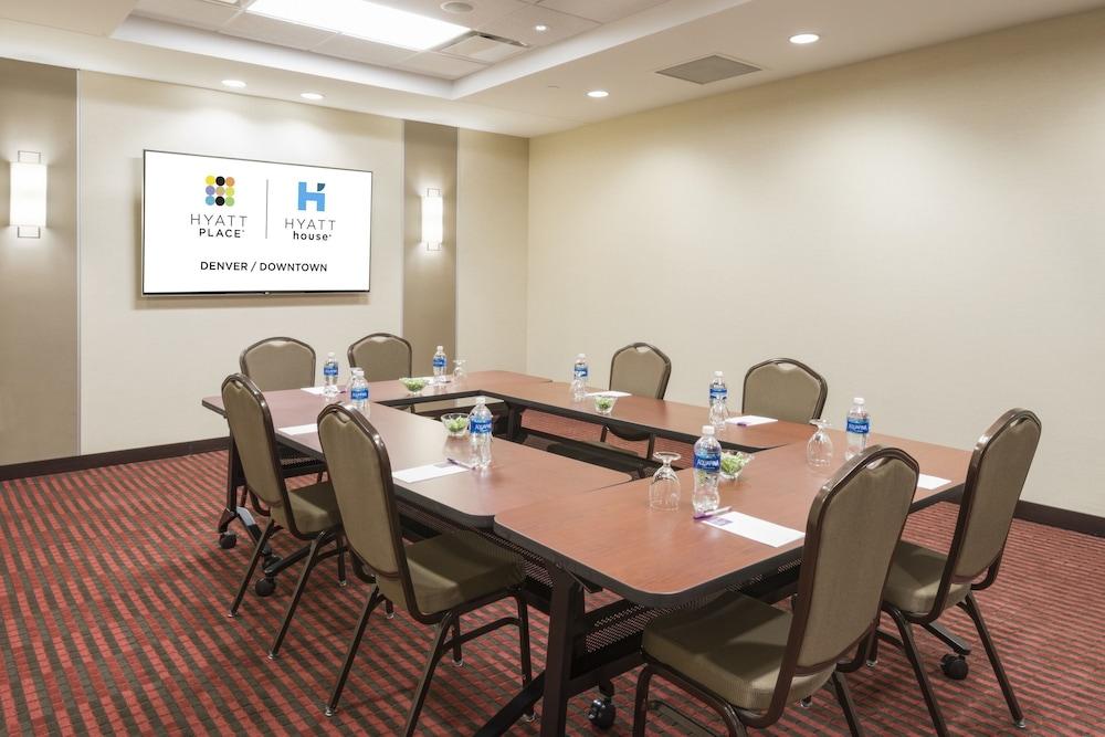 Hyatt Place Denver Downtown Экстерьер фото