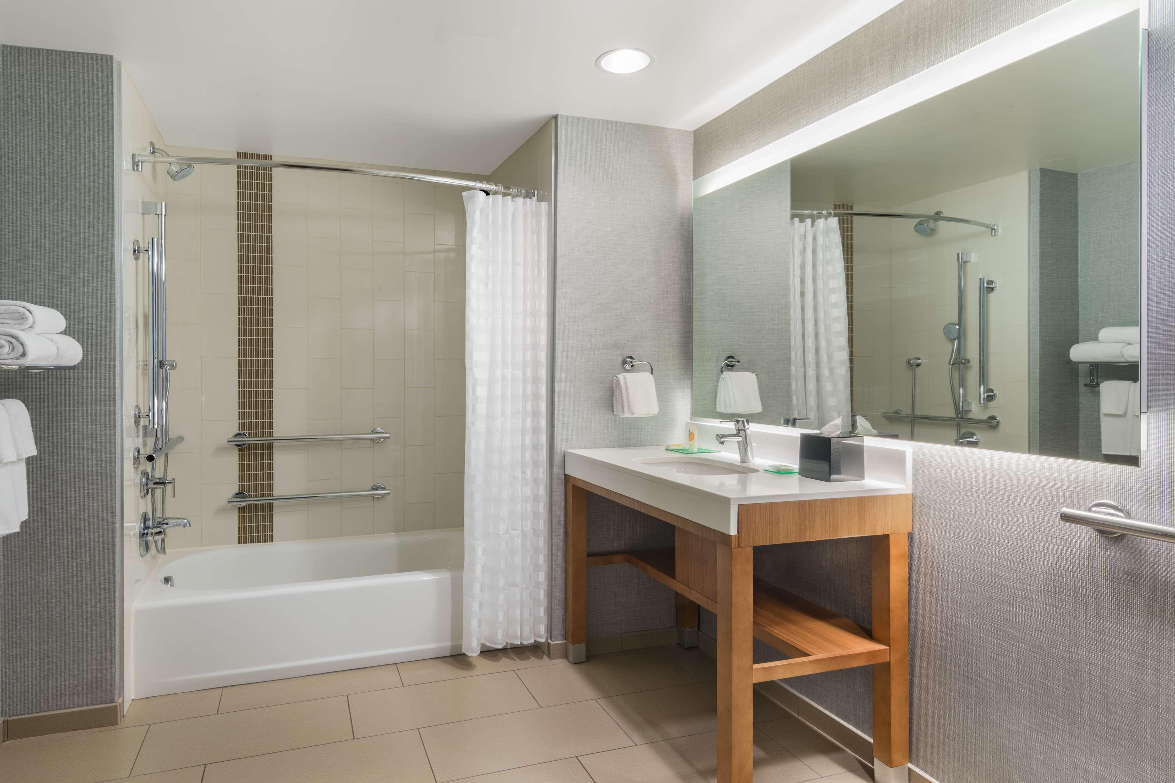 Hyatt Place Denver Downtown Экстерьер фото