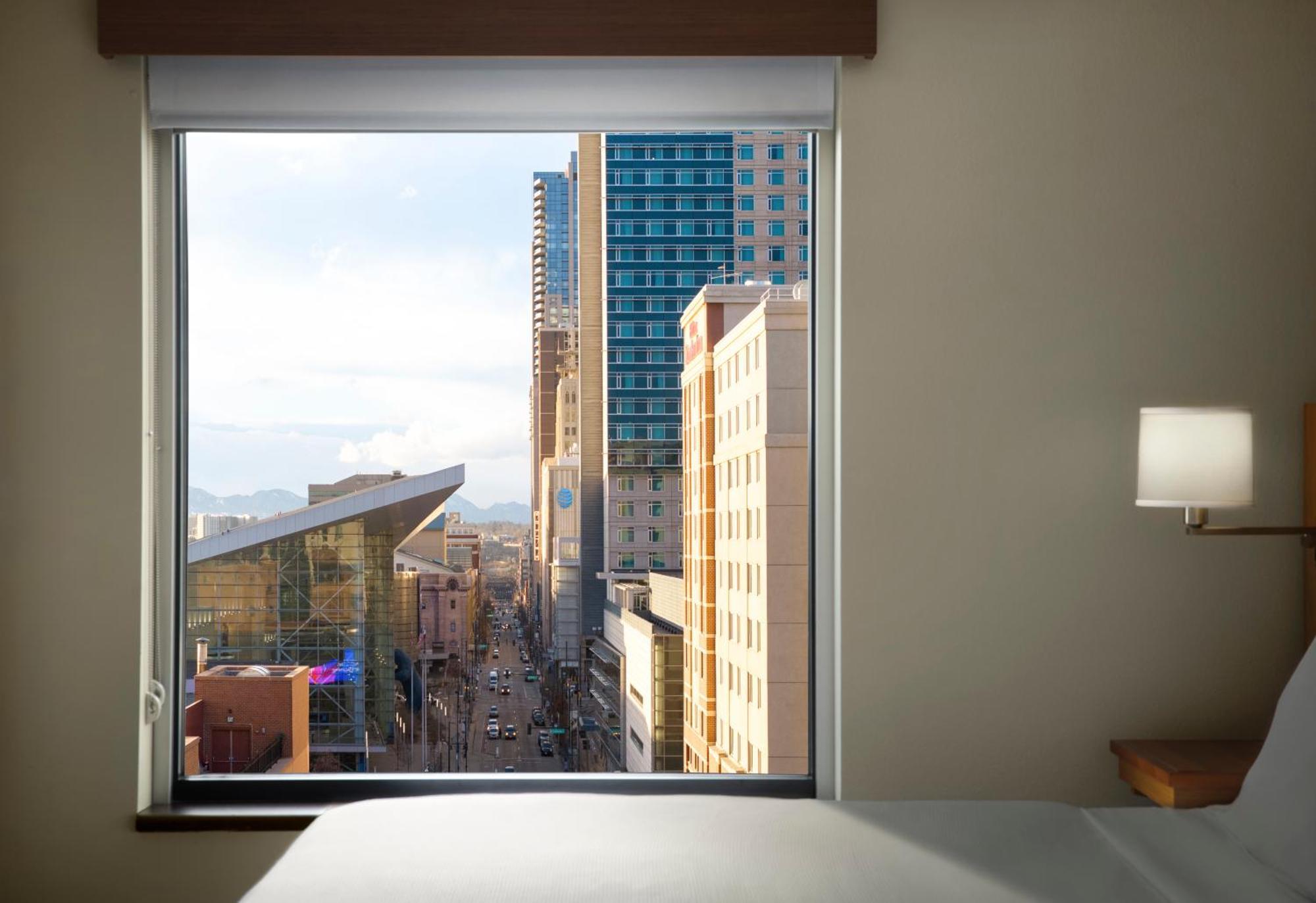 Hyatt Place Denver Downtown Экстерьер фото