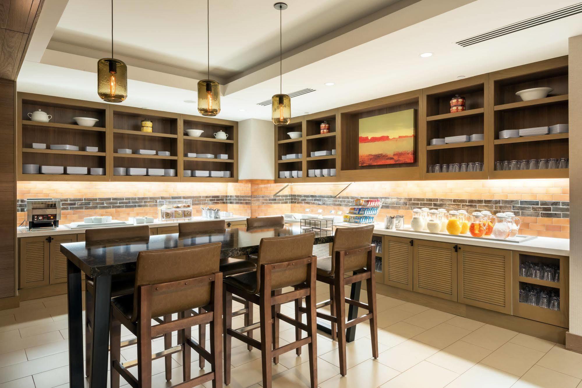 Hyatt Place Denver Downtown Экстерьер фото